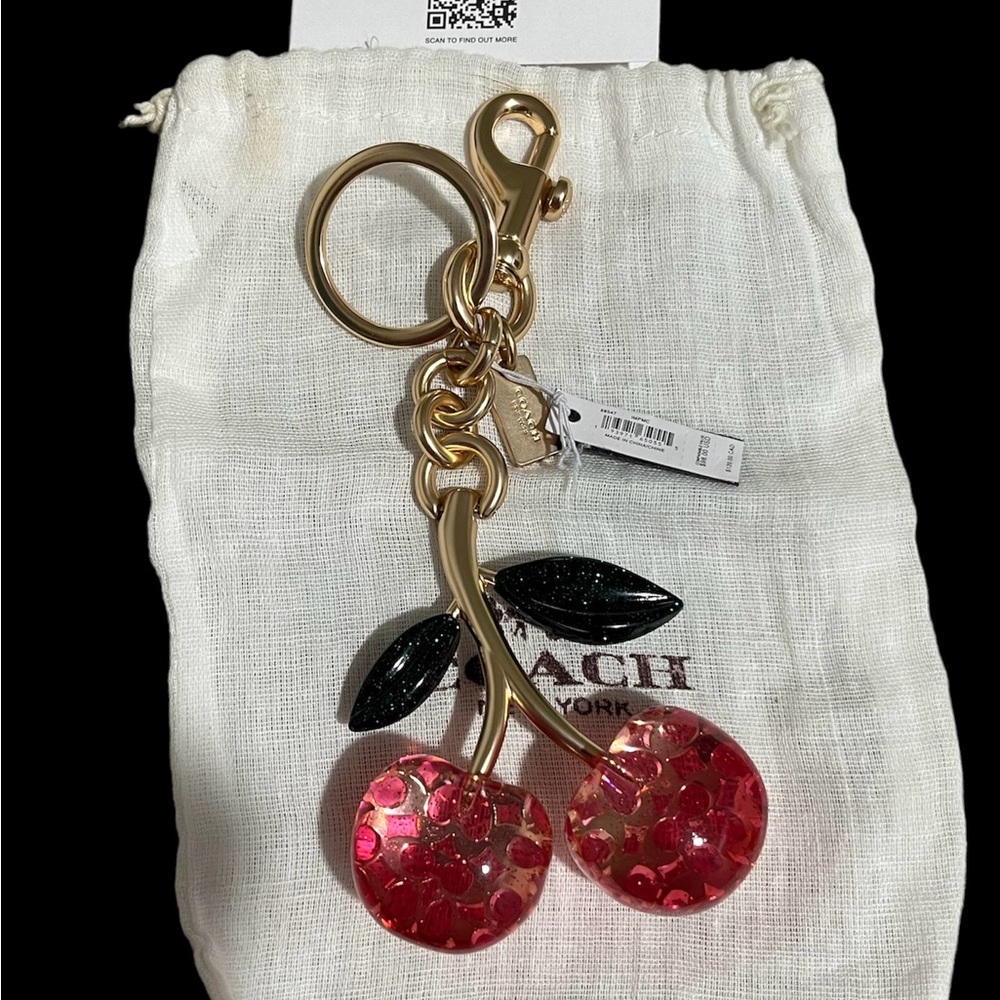 Coach Strawberry Bag Charm NEW - Picture 4 of 5
